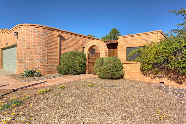 1592 W Agave Lane, Green Valley, AZ 85622