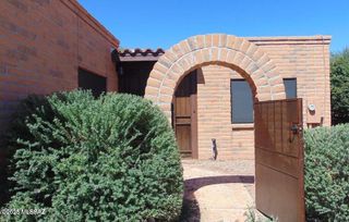 1592 W Agave Lane, Green Valley, AZ 85622