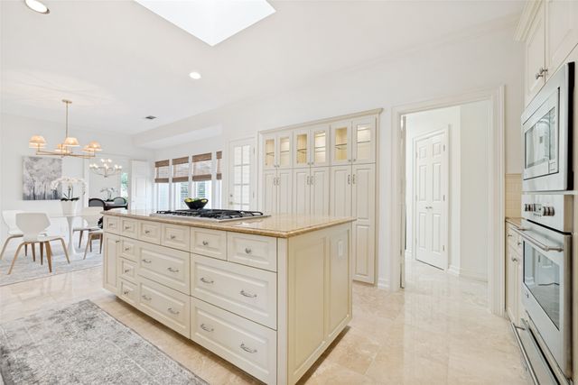 7342 Lane Park Drive, Dallas, TX 75225