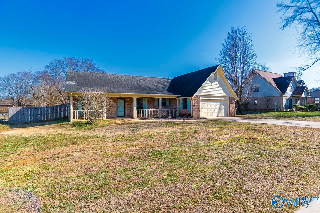 157 Chanel Drive, Huntsville, AL 35811