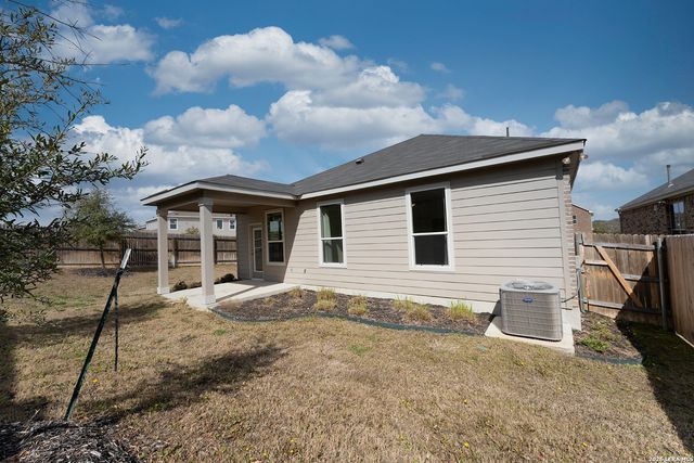 3524 Vuitton, Bulverde, TX 78163