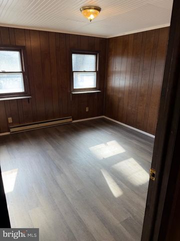 334 W GERMAN ST, Shepherdstown, WV 25443