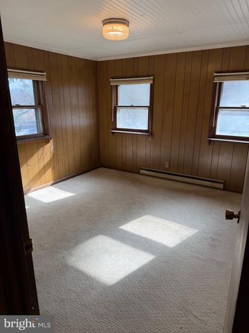 334 W GERMAN ST, Shepherdstown, WV 25443