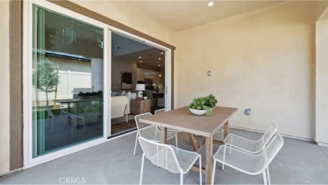 24556 Camino Canoa, Valencia, CA 91354