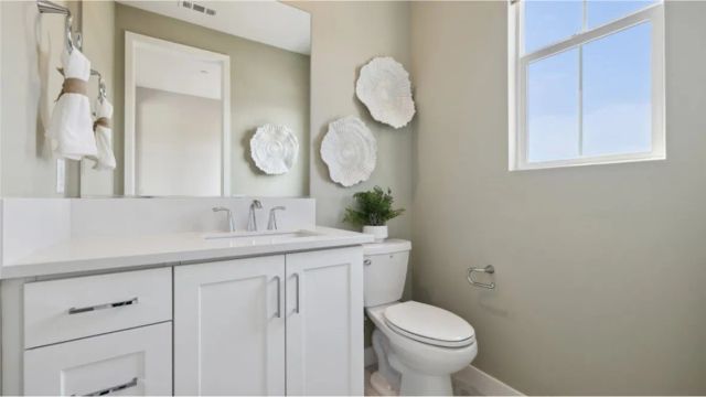 24556 Camino Canoa, Valencia, CA 91354