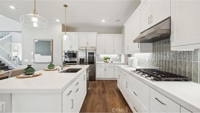 24556 Camino Canoa, Valencia, CA 91354