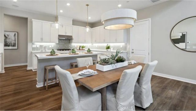 24556 Camino Canoa, Valencia, CA 91354