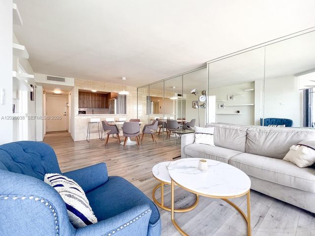 1901 Brickell Ave B2004, Miami, FL 33129