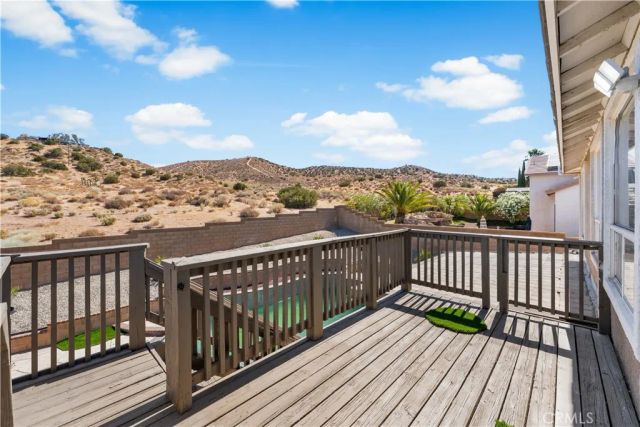 1050 Cactus Drive, Palmdale, CA 93551