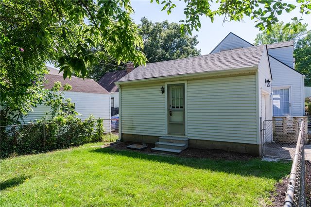 2000 Shroyer Road, Oakwood, OH 45419