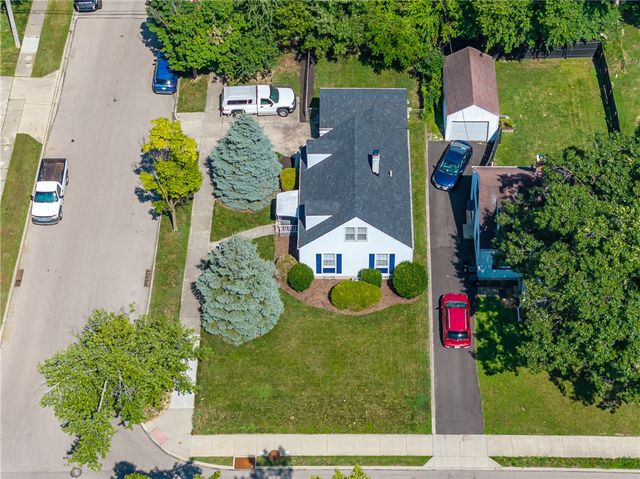 2000 Shroyer Road, Oakwood, OH 45419