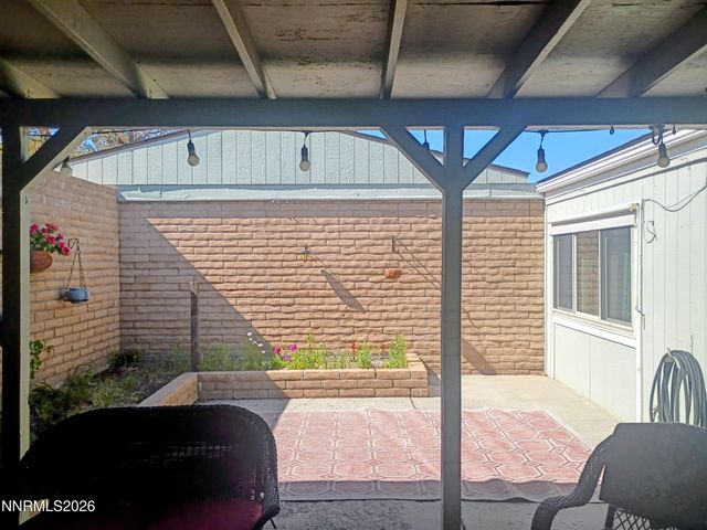 32 Castle Way, Carson City, NV 89706