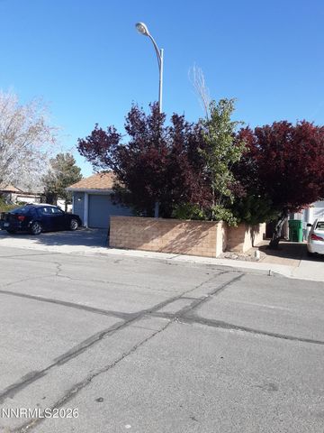 32 Castle Way, Carson City, NV 89706