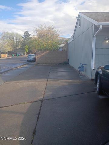 32 Castle Way, Carson City, NV 89706