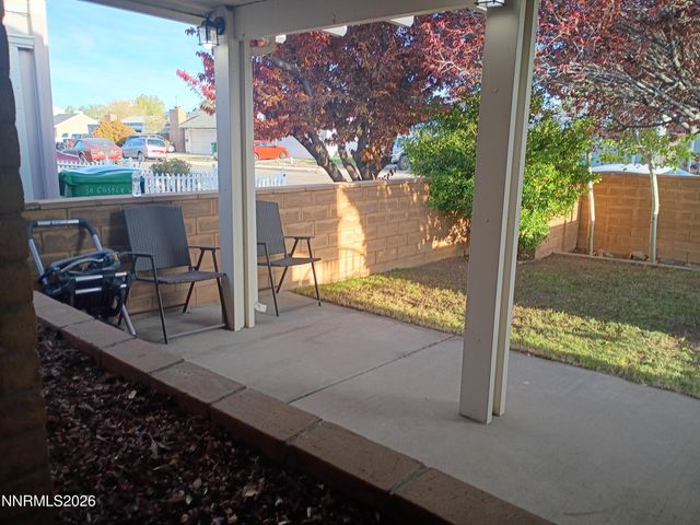 32 Castle Way, Carson City, NV 89706