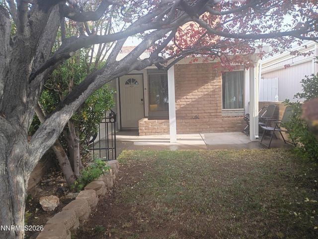 32 Castle Way, Carson City, NV 89706