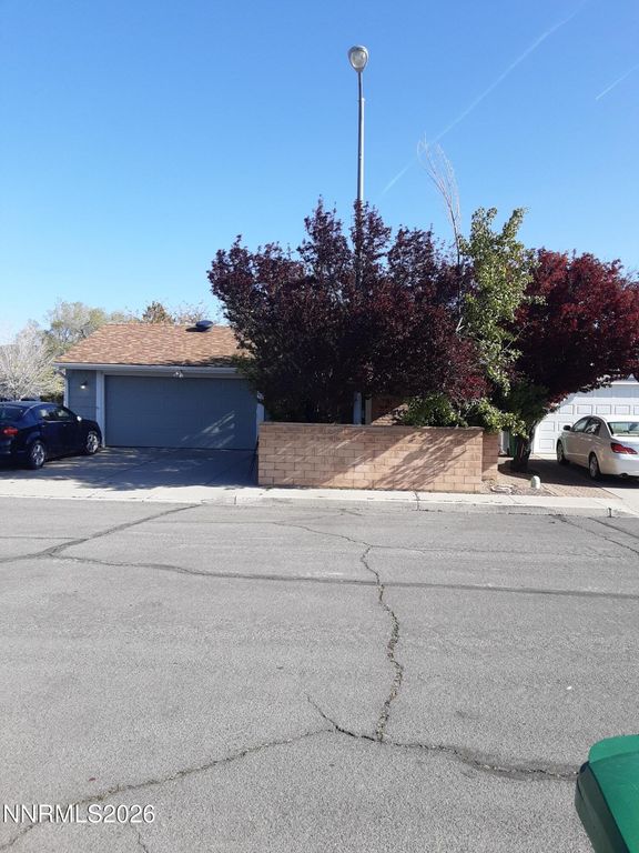 32 Castle Way, Carson City, NV 89706