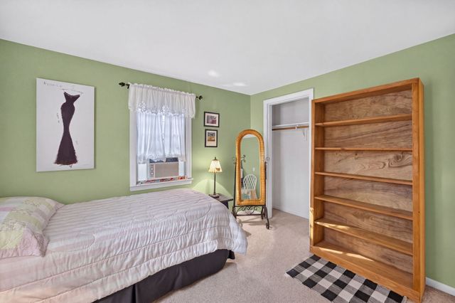 71 Homeport Dr, Barnstable, MA 02601