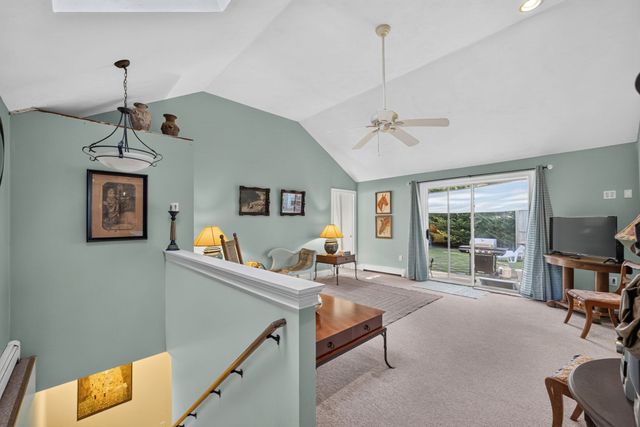 71 Homeport Dr, Barnstable, MA 02601