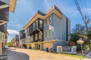 2316 Stutz Drive A, Dallas, TX 75235