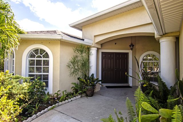 1522 SW Medley Lane, Port St. Lucie, Port St Lucie, FL 34953