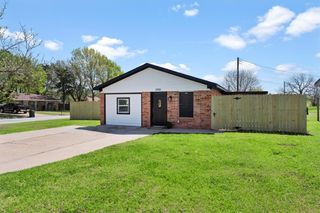 1901 Manning Way, Bryan, TX 77803
