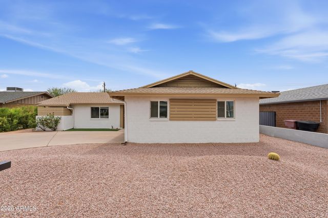 8607 E JACKRABBIT Road, Scottsdale, AZ 85250