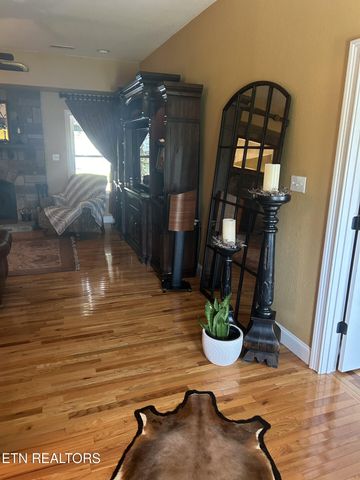 1347 Meadside Drive, Maryville, TN 37804