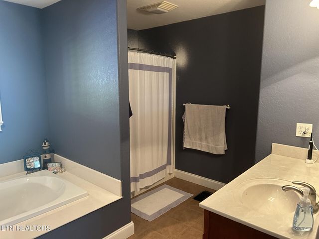 1347 Meadside Drive, Maryville, TN 37804