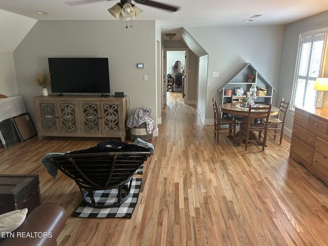 1347 Meadside Drive, Maryville, TN 37804