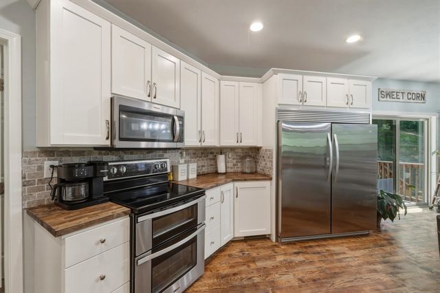 10110 Wonderland Trail, Catlettesburg, KY 41129