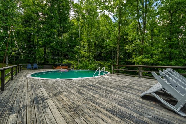10110 Wonderland Trail, Catlettesburg, KY 41129