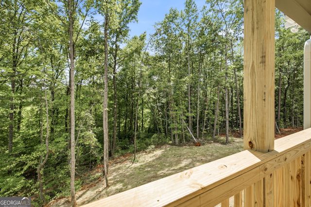 284 Stonington Drive, Mount Airy, GA 30563