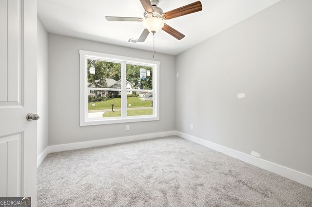 284 Stonington Drive, Mount Airy, GA 30563