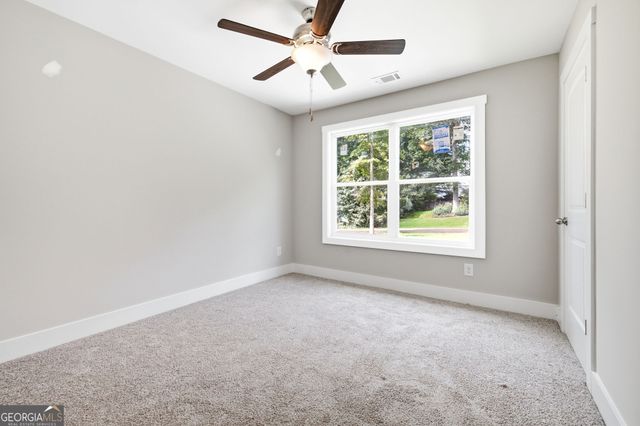 284 Stonington Drive, Mount Airy, GA 30563