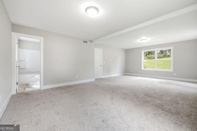 284 Stonington Drive, Mount Airy, GA 30563