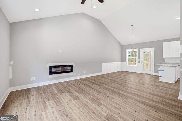 284 Stonington Drive, Mount Airy, GA 30563