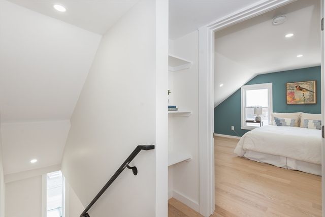 142 Concord St, Lowell, MA 01852