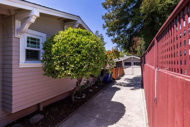 113 Washburn Avenue, Santa Cruz, CA 95060