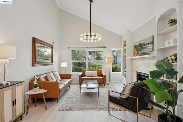 30 Sea Brg, Alameda, CA 94502