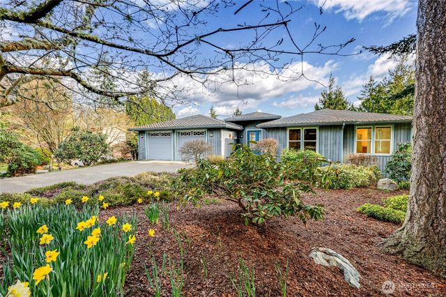 140 Trafalgar Drive, Port Townsend, WA 98368