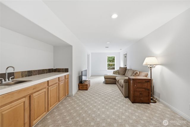 140 Trafalgar Drive, Port Townsend, WA 98368