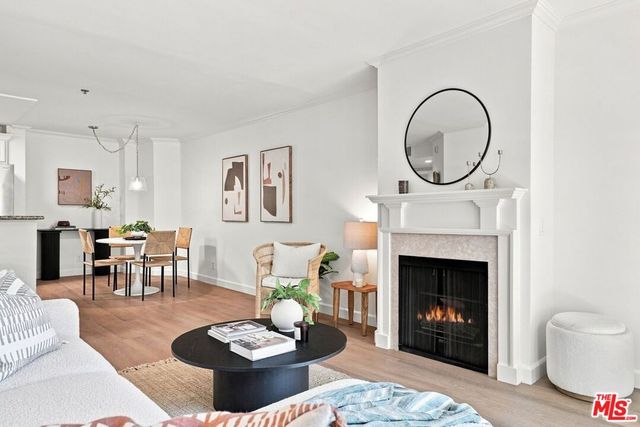 4401 Sepulveda Boulevard 202, Sherman Oaks, CA 91403