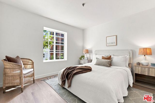 4401 Sepulveda Boulevard 202, Sherman Oaks, CA 91403