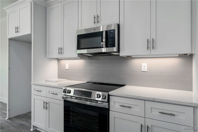 13761 Blackoak, Northport, AL 35475