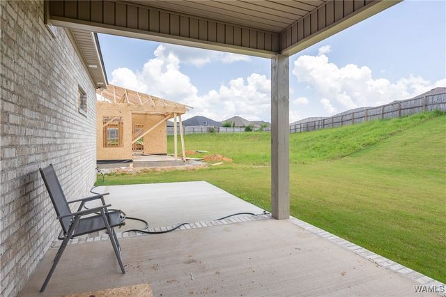 13761 Blackoak, Northport, AL 35475