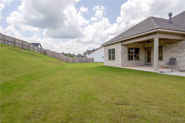 13761 Blackoak, Northport, AL 35475