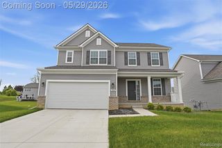 8446 Sandhill Court, White Lake, MI 48386