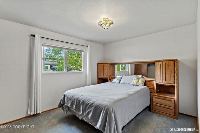 13438 Stephenson Street, Anchorage, AK 99515