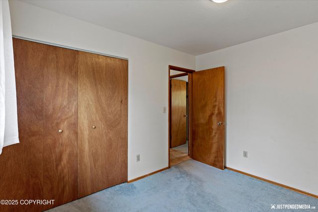 13438 Stephenson Street, Anchorage, AK 99515